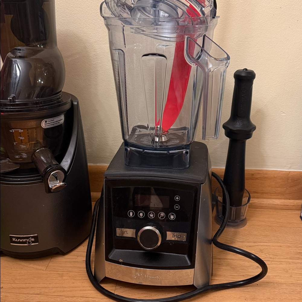 Vitamix Ascent Blender - Picture 2 of 2